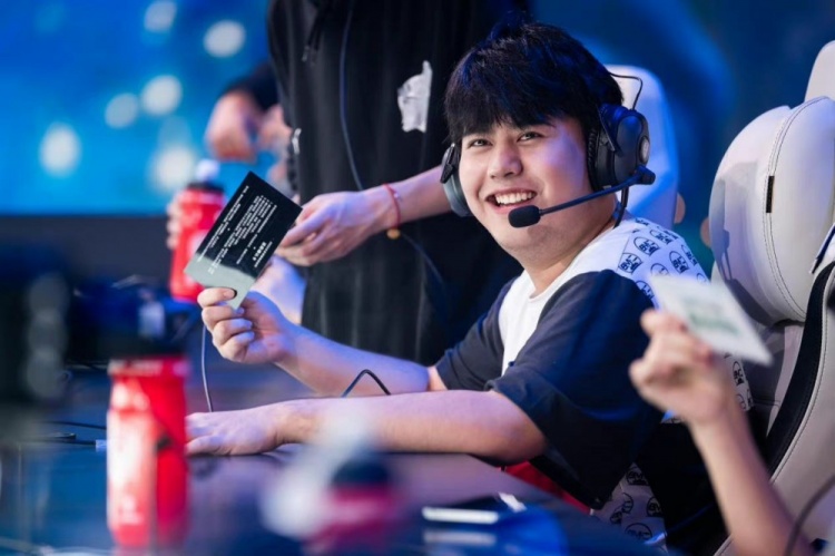 C羅再戴帽 續刷紀錄！4場造10球 徹底征服沙特聯賽！.